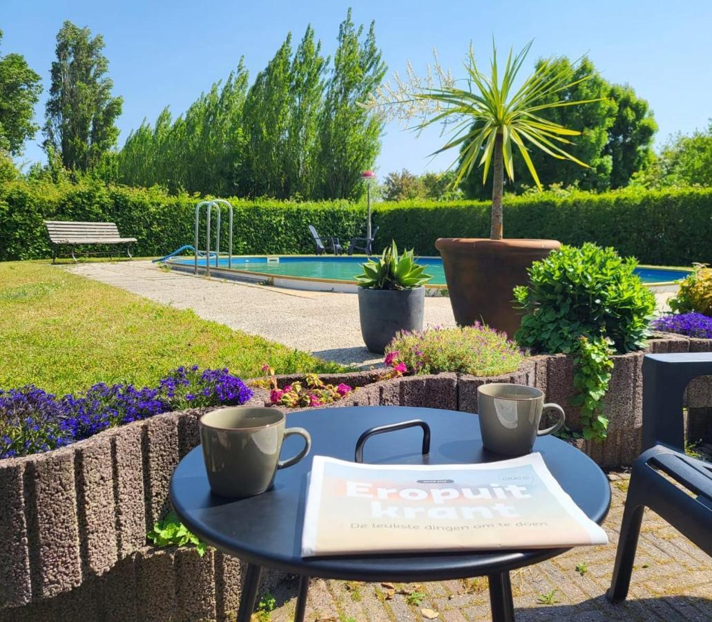 Vakantiehuis 't Hertenkamp Ouddorp Buitenkant foto