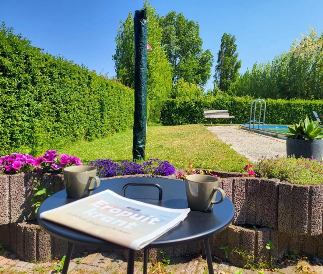 Vakantiehuis 't Hertenkamp Ouddorp Buitenkant foto