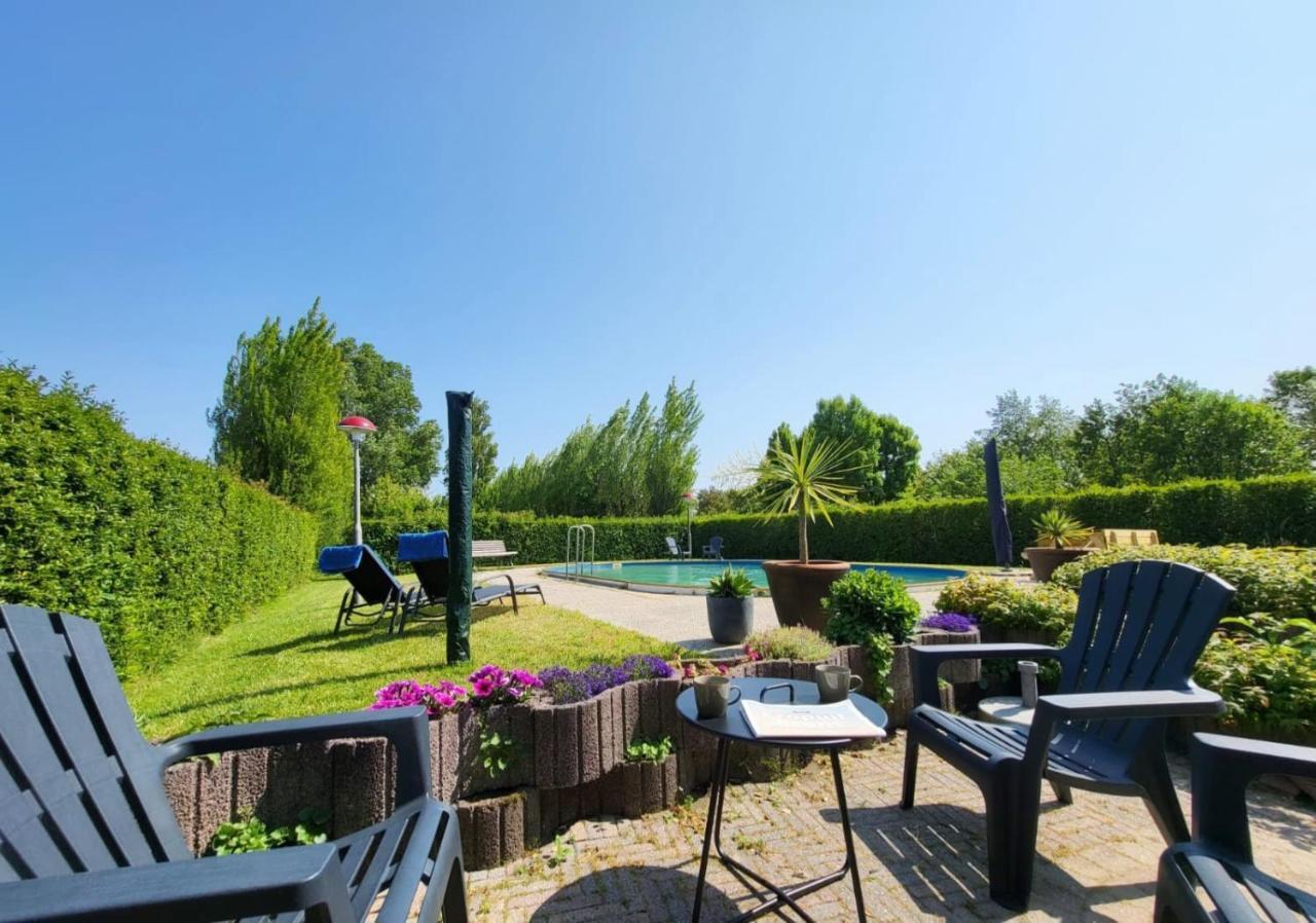 Vakantiehuis 't Hertenkamp Ouddorp Buitenkant foto